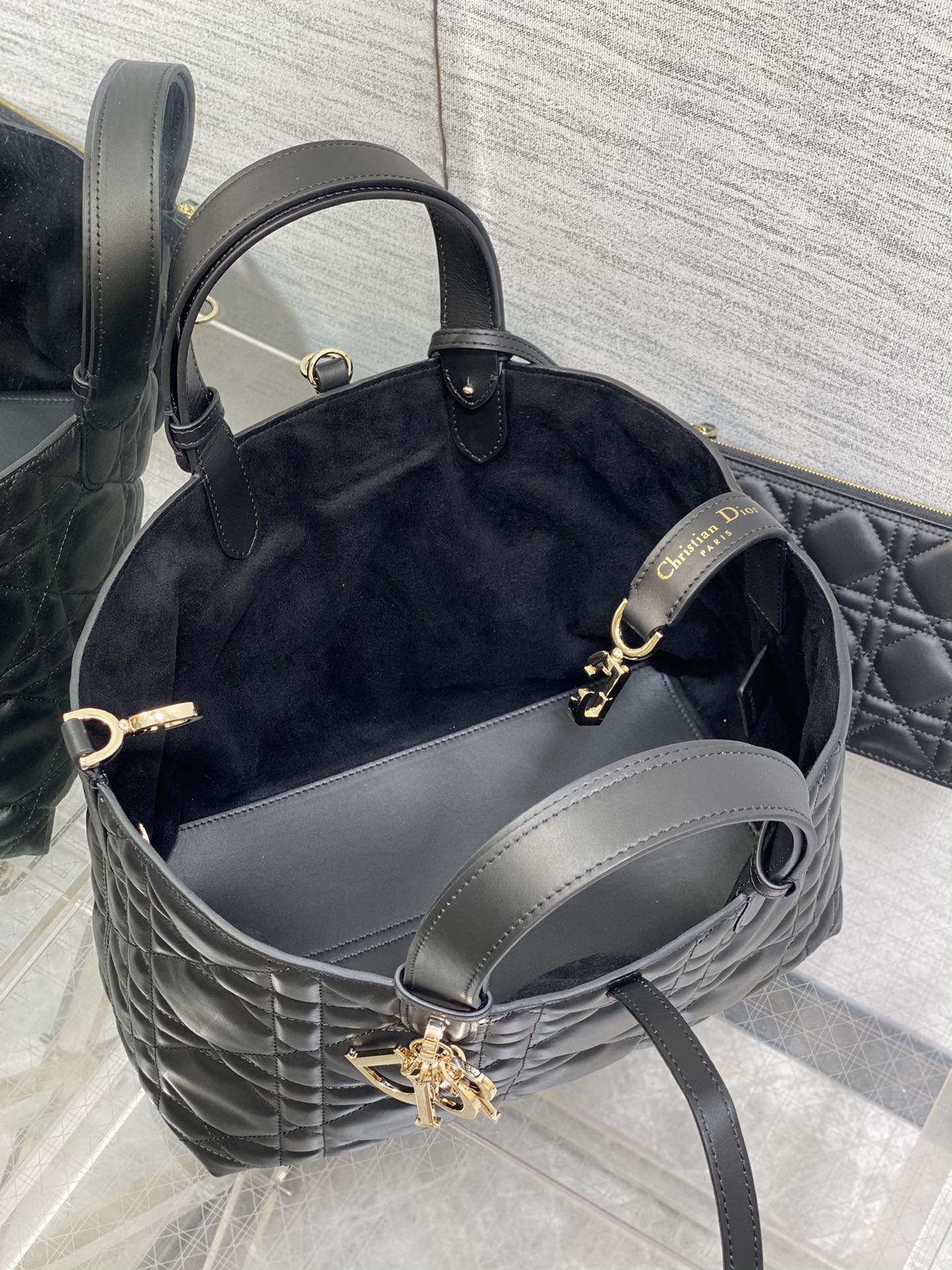 Medium Dior Toujours Bag Black Macrocannage Calfskin